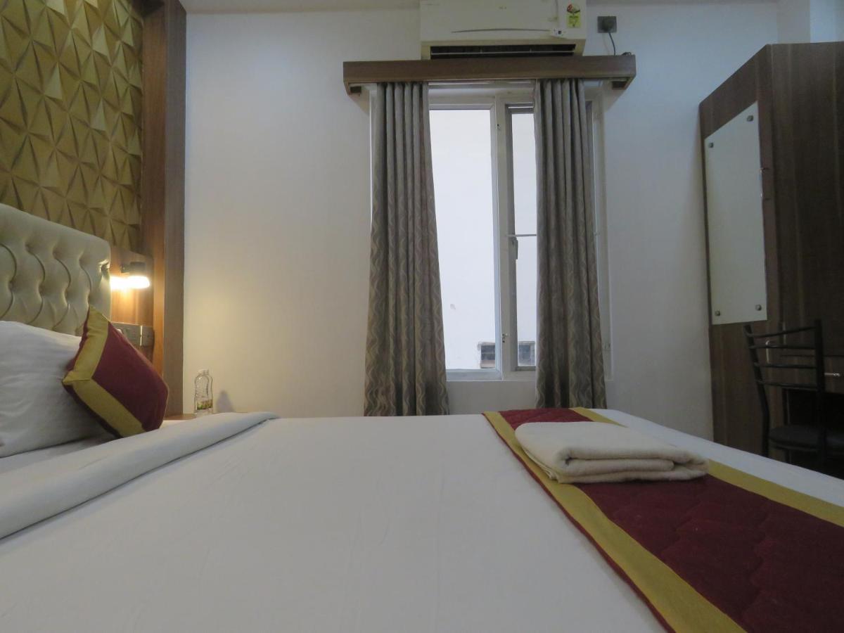 Hotel Reegate Inn Near South Railway Station Kochi エクステリア 写真